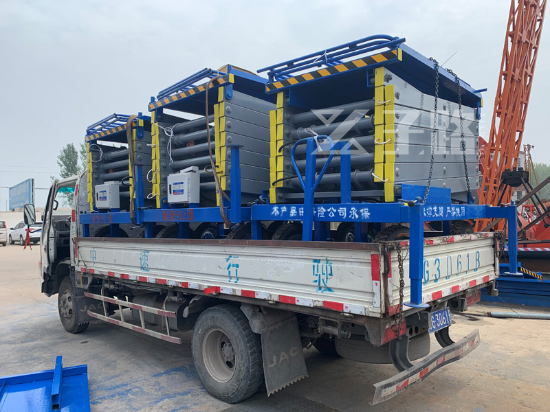 3台（tái）升降平台車發往福建南平
